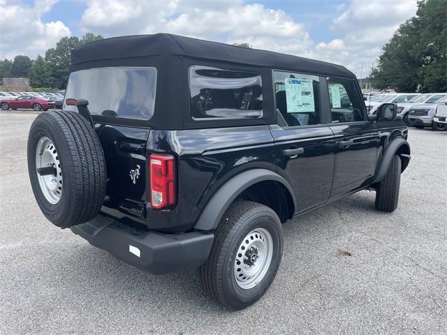 New 2025 Ford Bronco 4-Door image 3