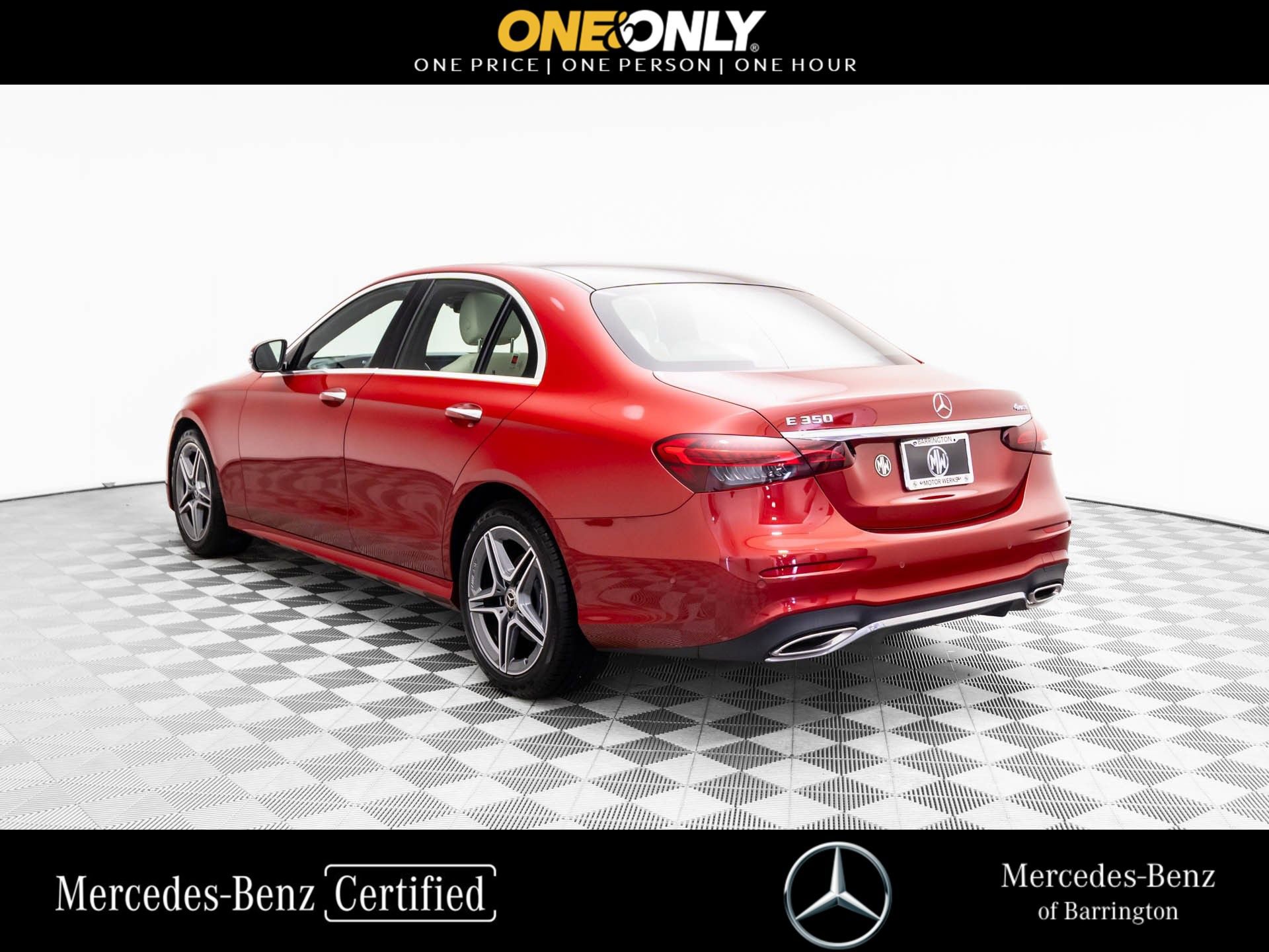 Used 2023 Mercedes-Benz E 350 4MATIC Sedan image 3