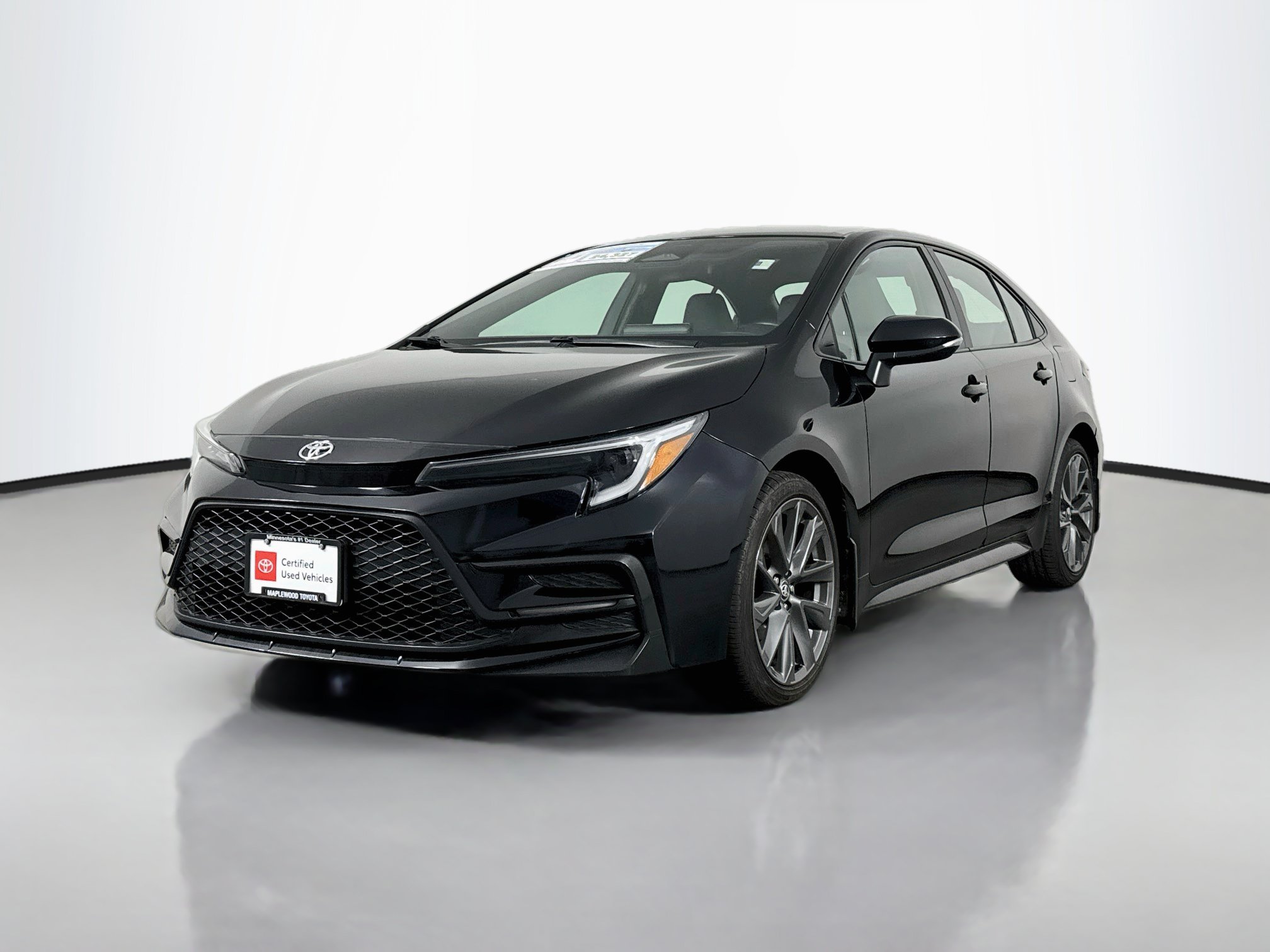 Certified 2023 Toyota Corolla SE FWD image 3