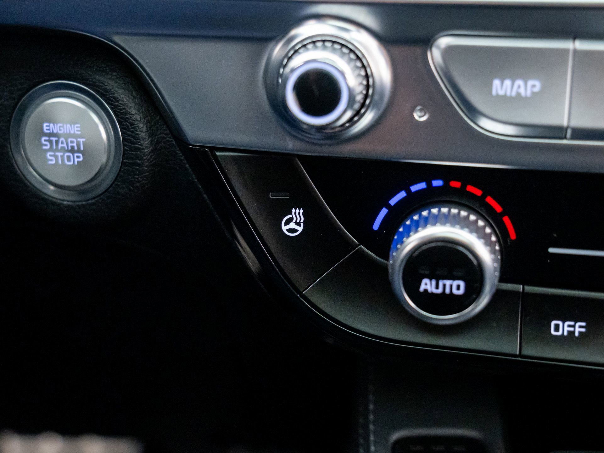 Used 2023 Kia Telluride SX image 24