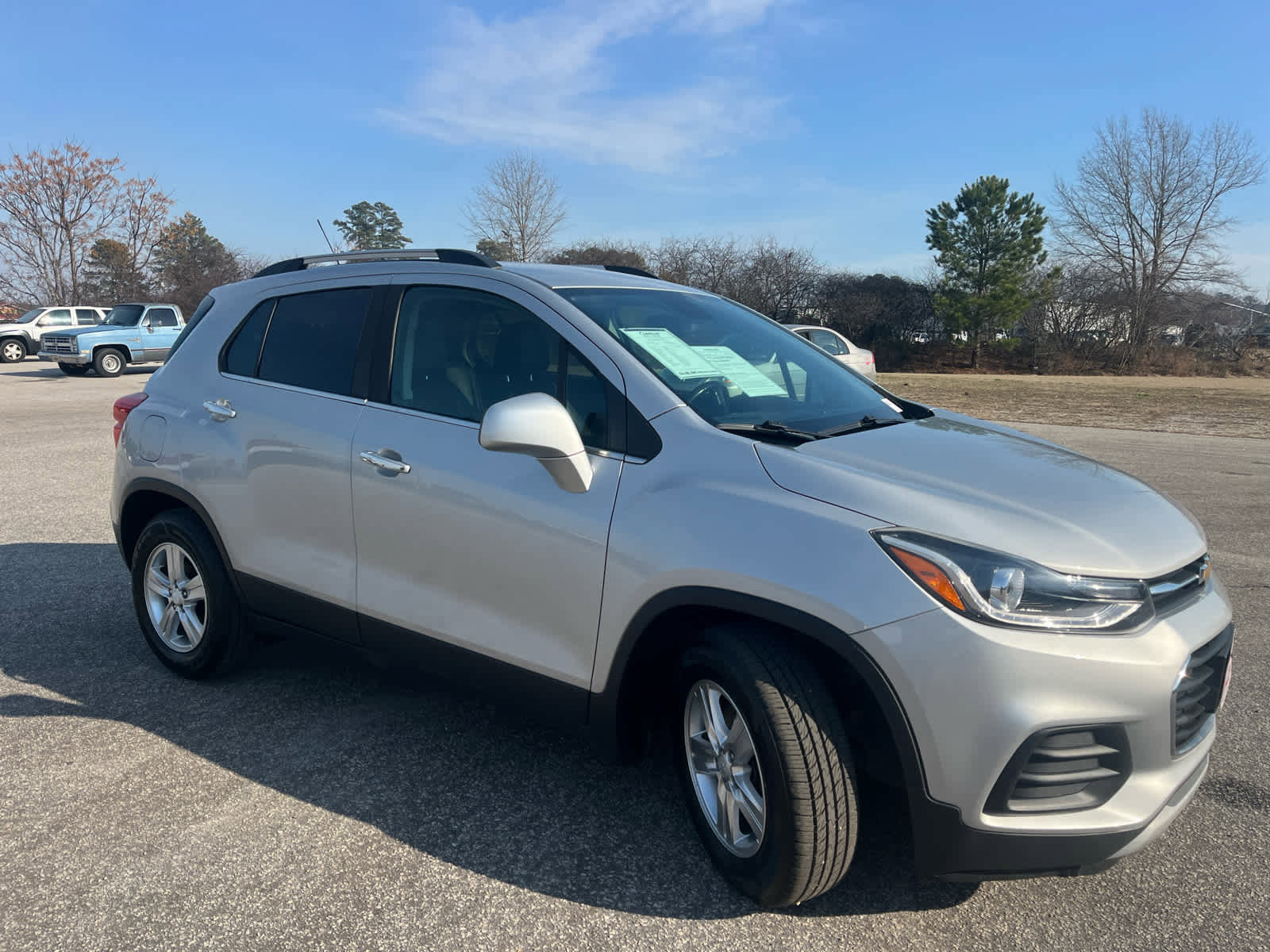 Used 2019 Chevrolet Trax LT w/ LT Convenience Package image 11