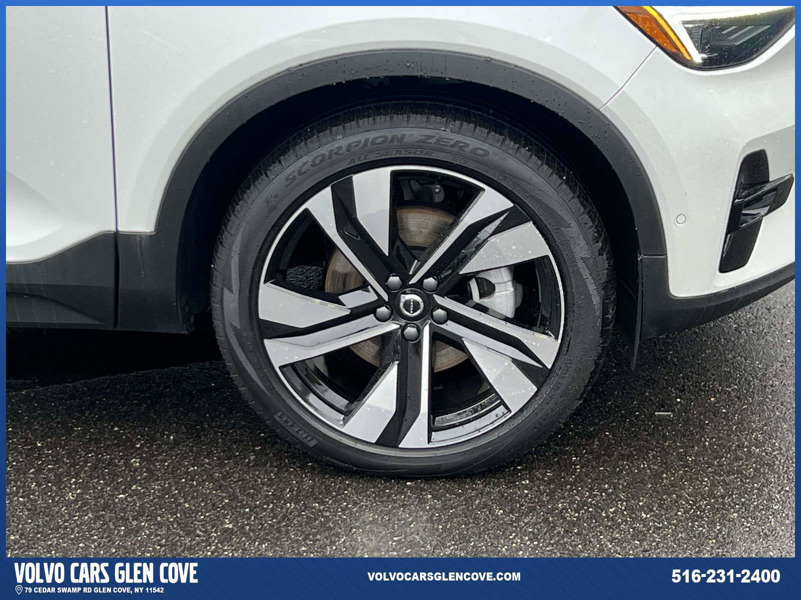 Used 2026 Volvo XC40 B5 Ultra w/ Climate Package AWD/4WD image 6