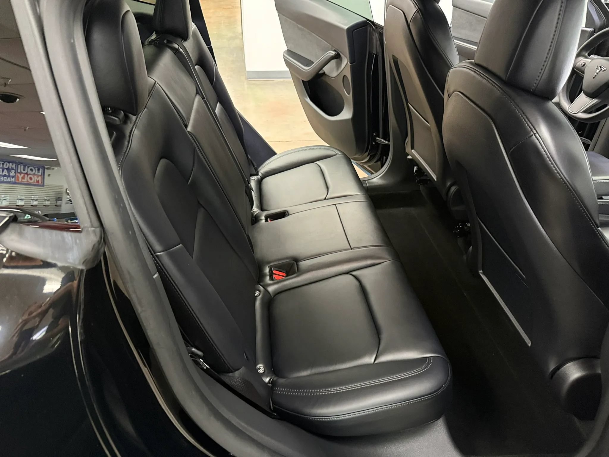 Used 2022 Tesla Model Y Performance AWD/4WD image 12