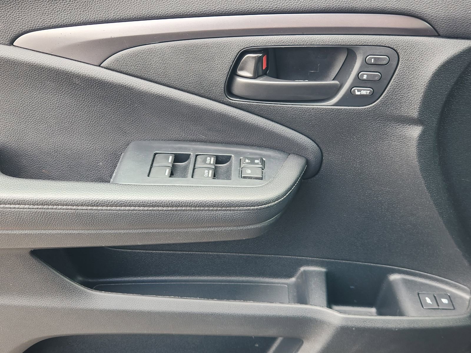 Used 2023 Honda Passport EX-L image 27