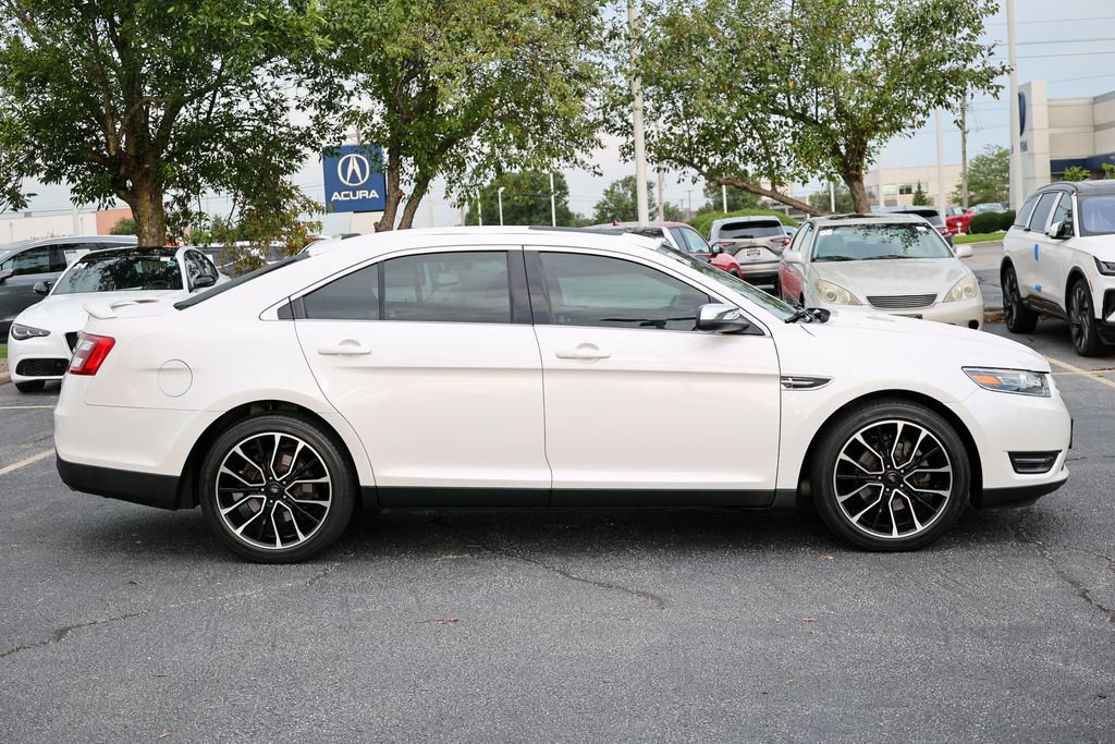 Used 2019 Ford Taurus Limited AWD/4WD image 32