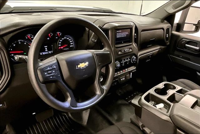Used 2024 Chevrolet Silverado 2500 W/T w/ WT/CX Safety Package AWD/4WD image 18