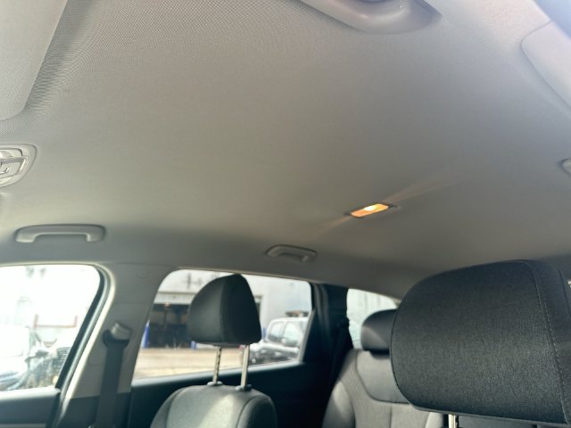 Used 2019 Hyundai Santa Fe SEL FWD image 28