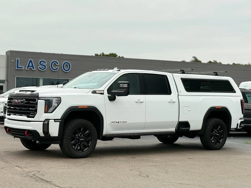 Used 2024 GMC Sierra 2500 AT4 w/ AT4 Premium Plus Package AWD/4WD image 1