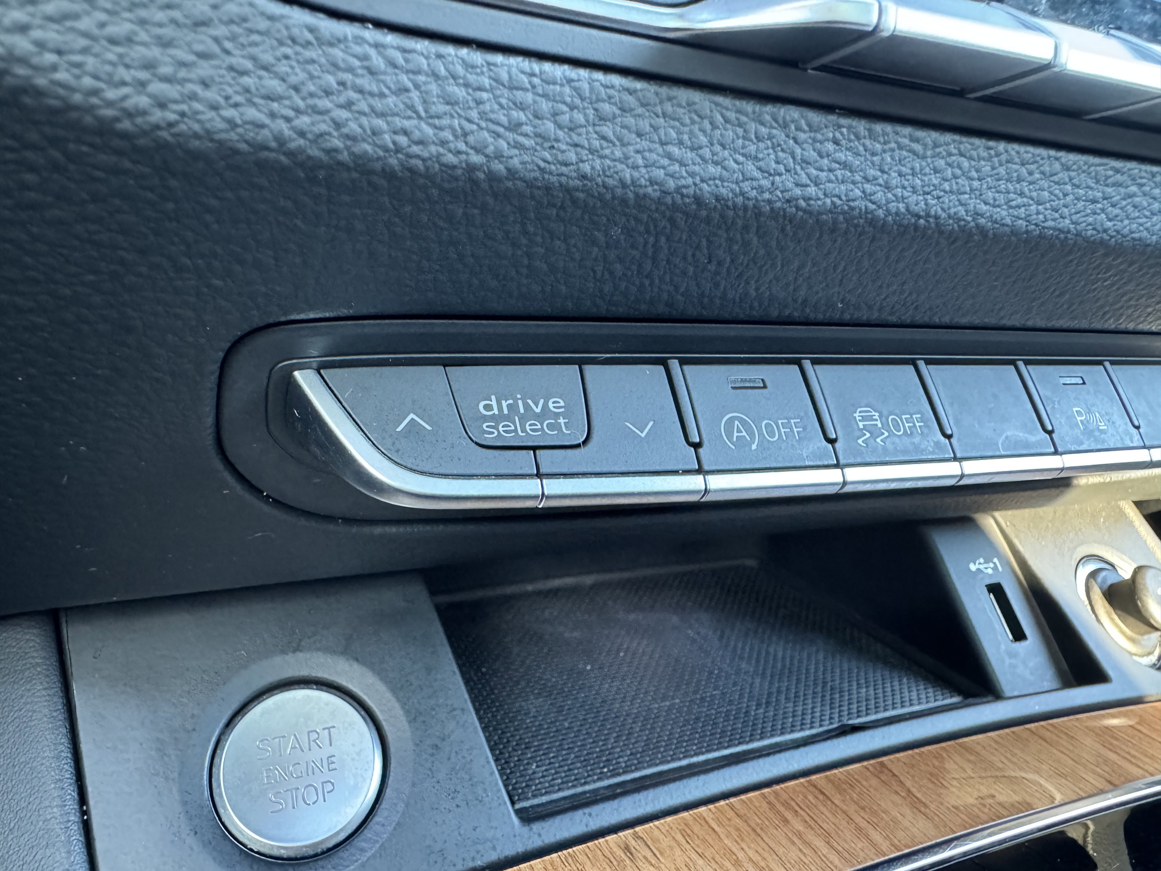 Used 2022 Audi Q5 2.0T Premium Plus AWD/4WD image 9