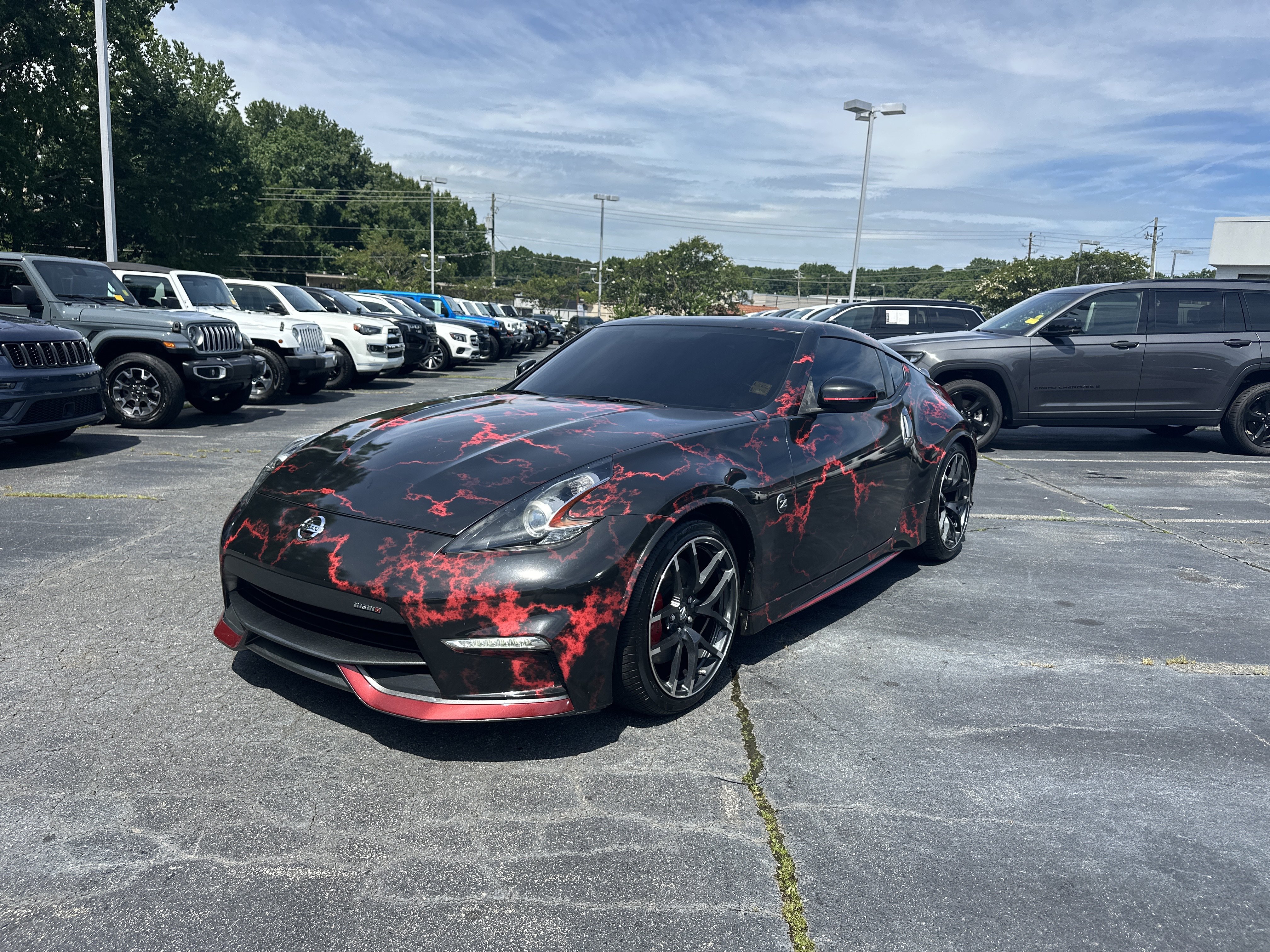 Used 2020 Nissan 370Z NISMO RWD image 5