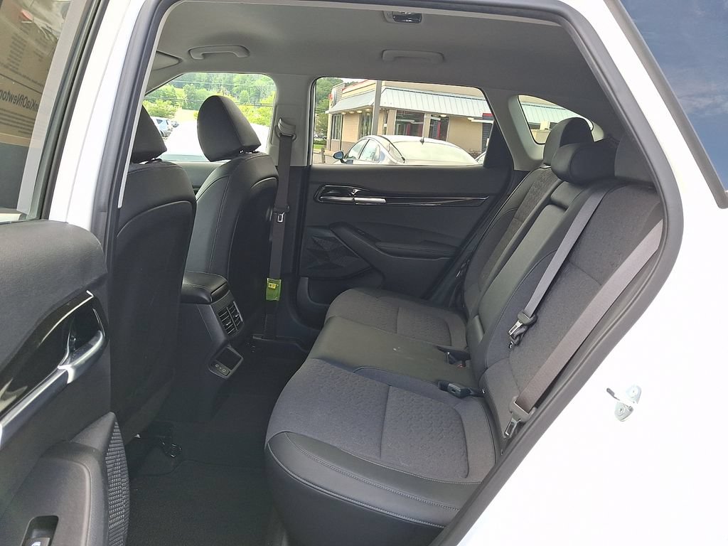 Certified 2024 Kia Seltos X-Line AWD/4WD image 13