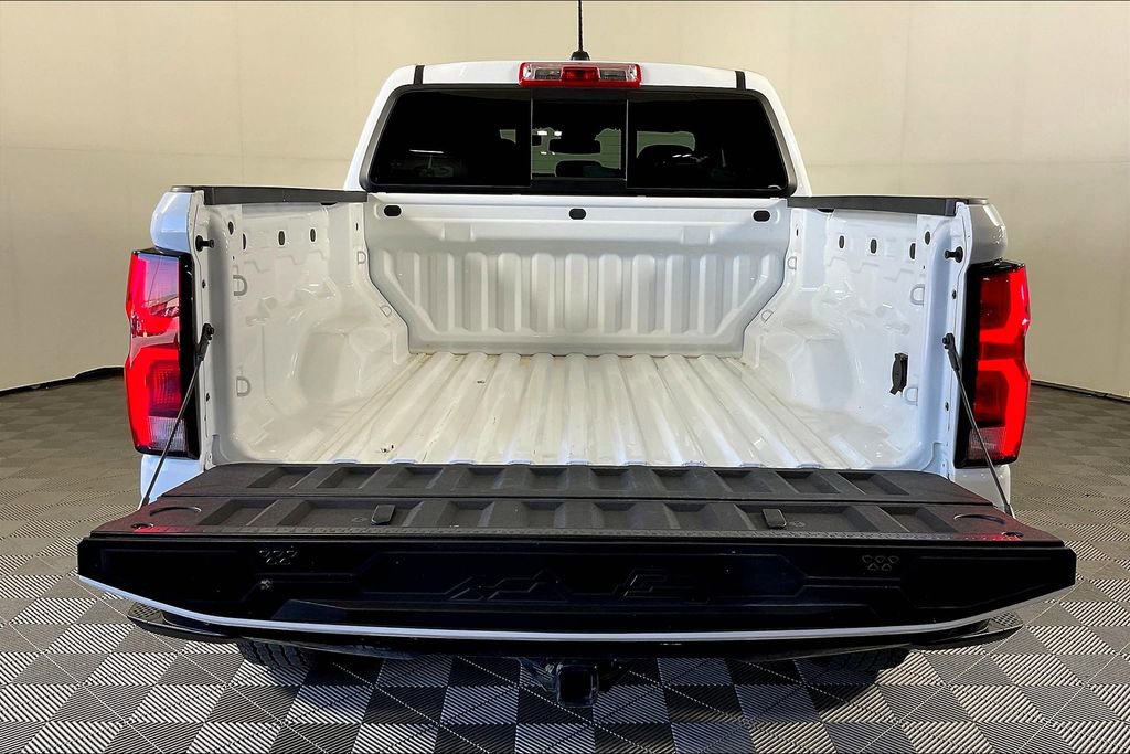 Used 2025 Chevrolet Colorado Z71 image 38