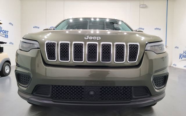 Used 2021 Jeep Cherokee Latitude AWD/4WD image 7