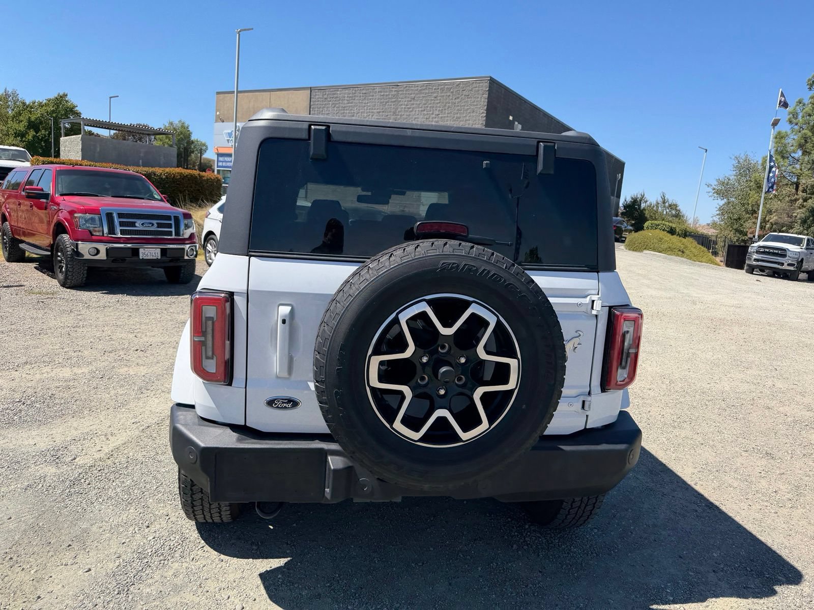 Used 2025 Ford Bronco Outer Banks AWD/4WD image 4