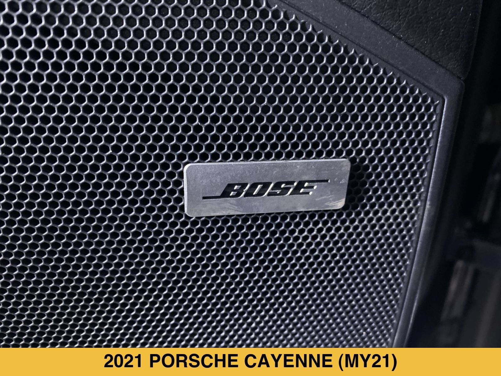 Used 2021 Porsche Cayenne AWD/4WD image 14