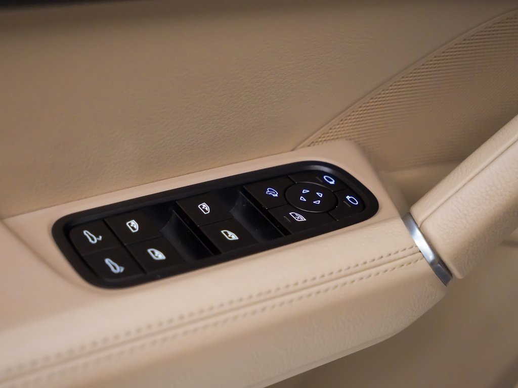 Certified 2023 Porsche Cayenne image 23