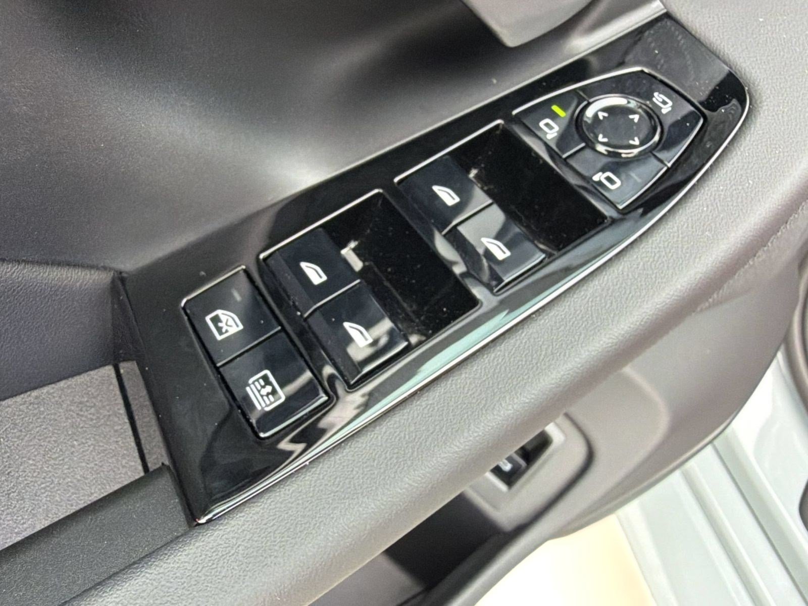New 2027 BMW M5 w/ Executive Package AWD/4WD image 25