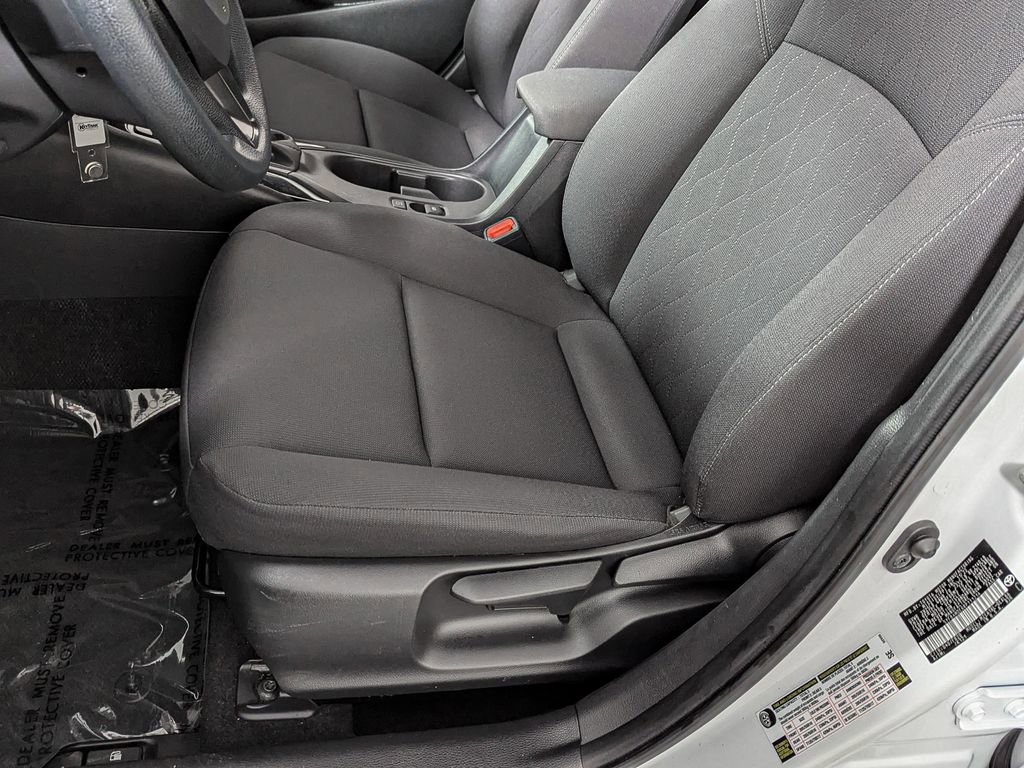 Used 2024 Toyota Corolla LE image 18