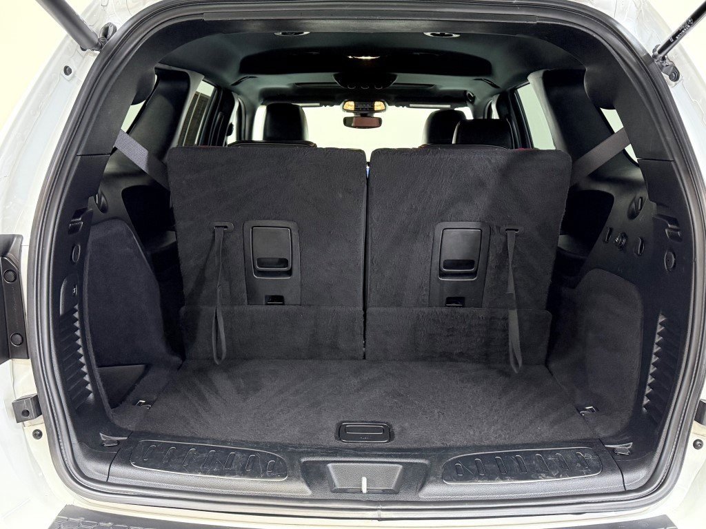 Used 2022 Dodge Durango R/T w/ Blacktop Package image 9