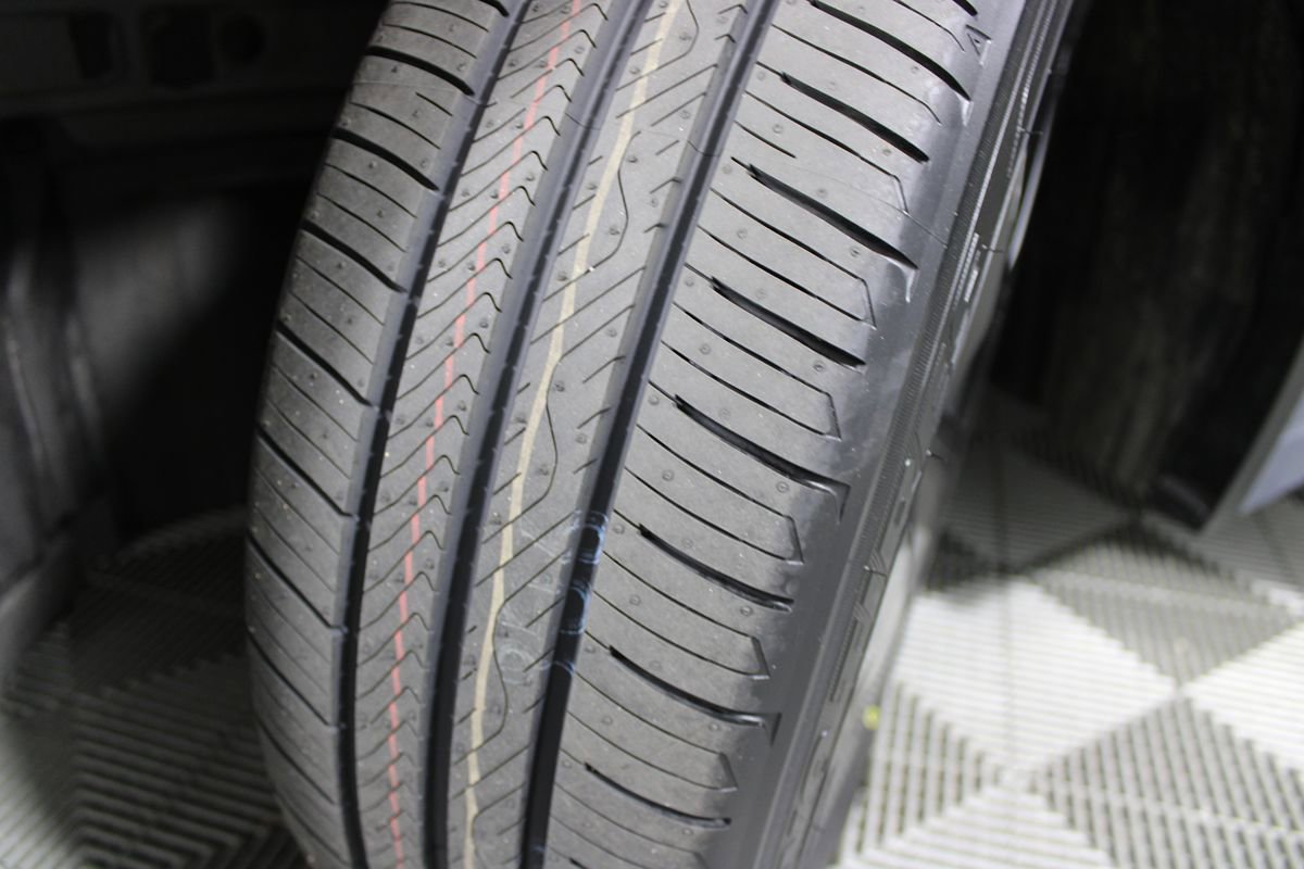 Used 2024 Toyota Prius LE image 35