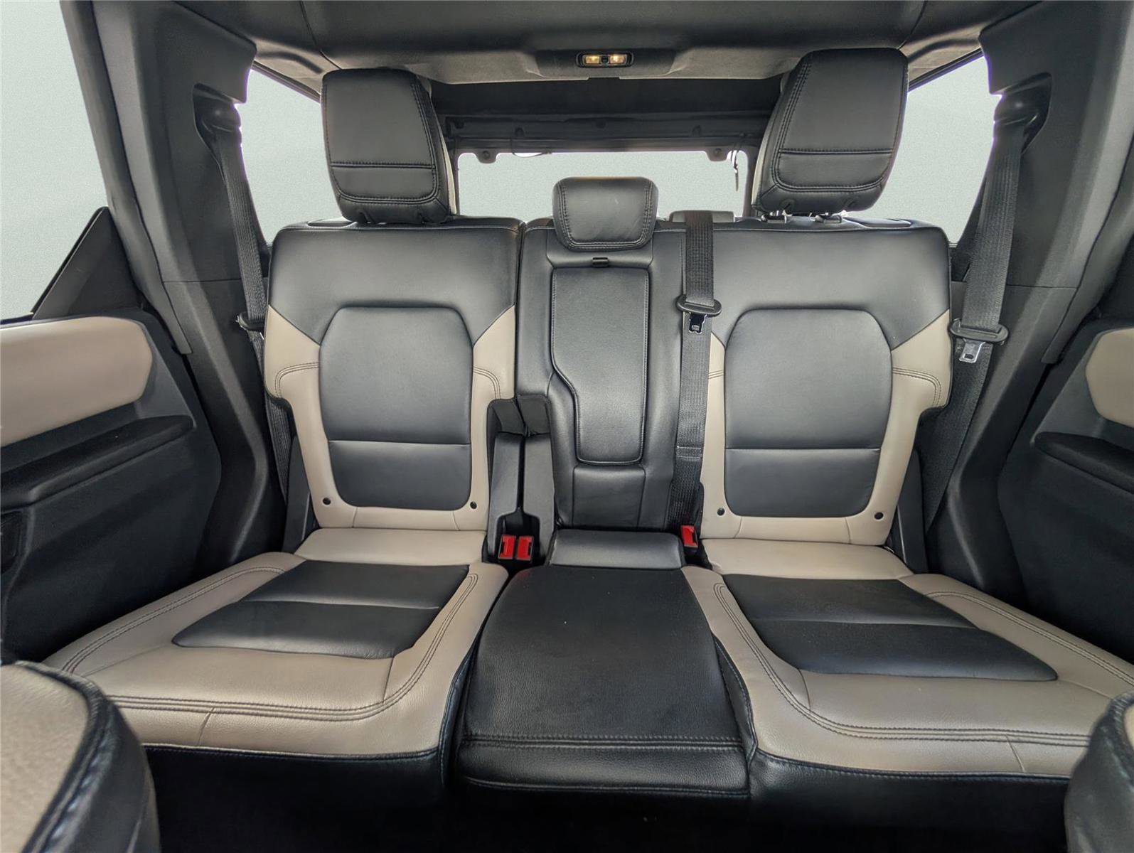 Used 2024 Ford Bronco Wildtrak image 12