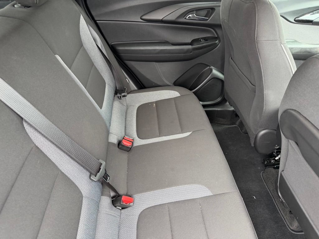 Used 2021 Chevrolet TrailBlazer LT w/ Convenience Package FWD image 18