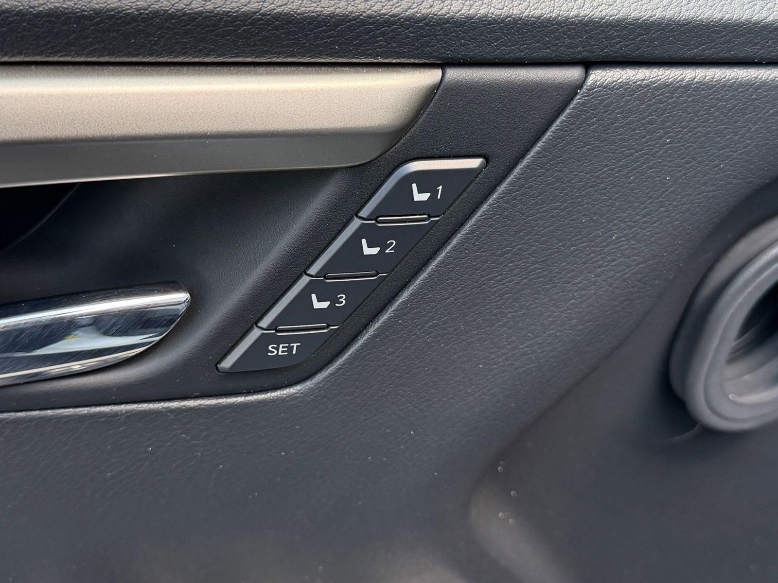 Used 2020 Lexus RX 350 AWD w/ Premium Package image 25