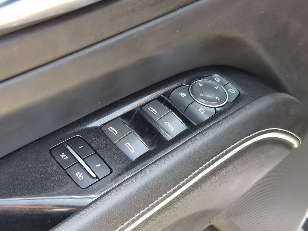 Certified 2023 Cadillac Escalade V AWD/4WD image 16