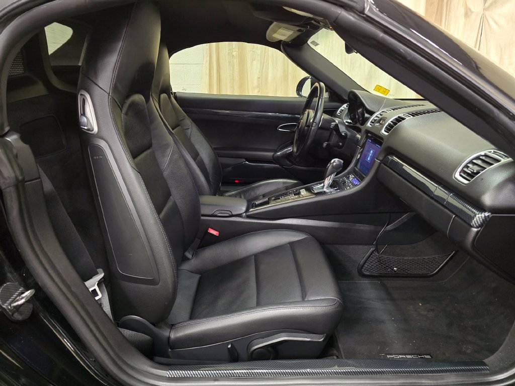 Used 2015 Porsche Boxster RWD image 24