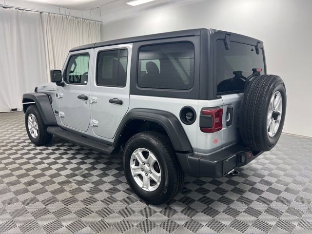 Used 2023 Jeep Wrangler Sport S image 4