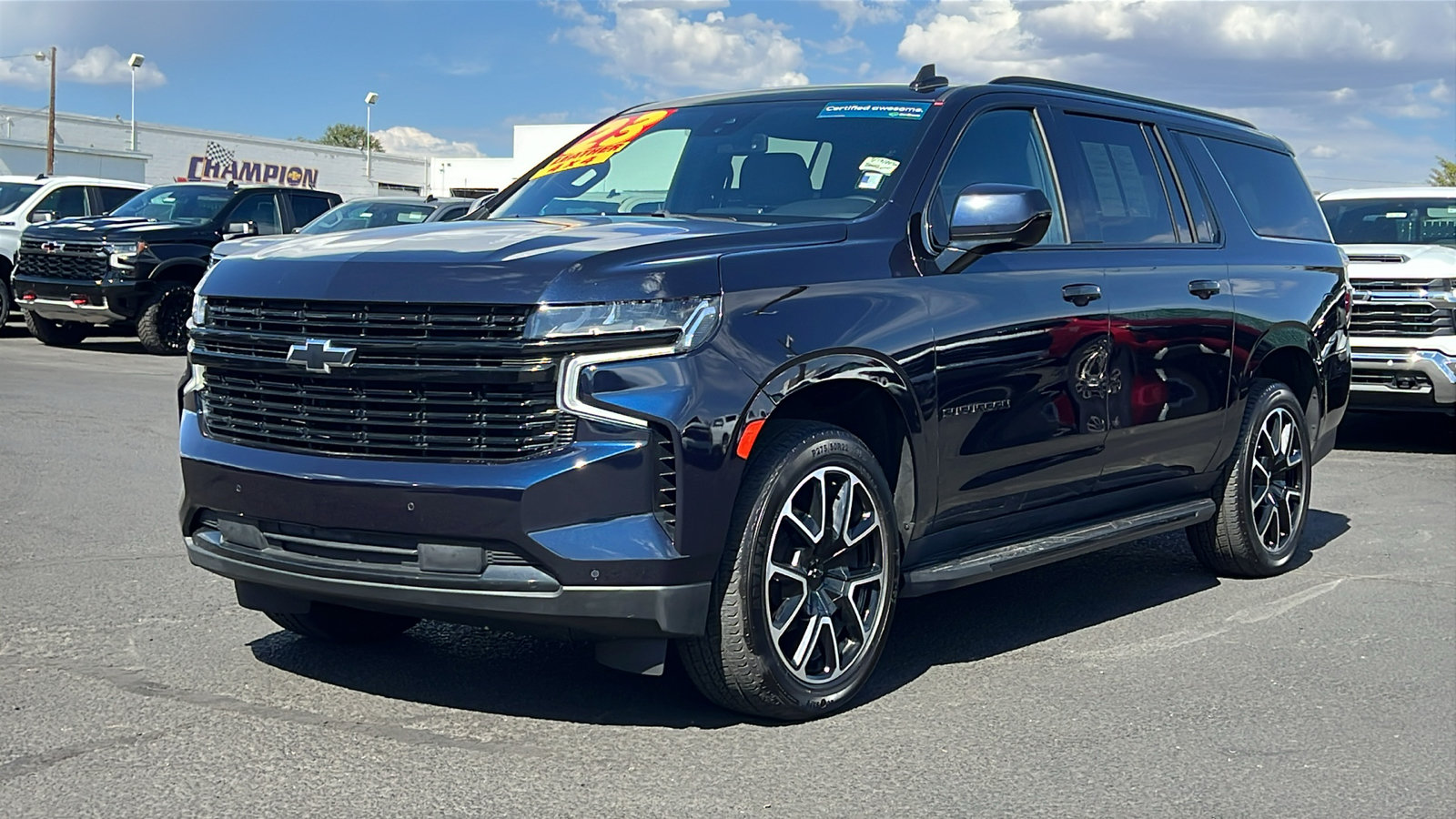 Certified 2023 Chevrolet Suburban RST AWD/4WD image 1
