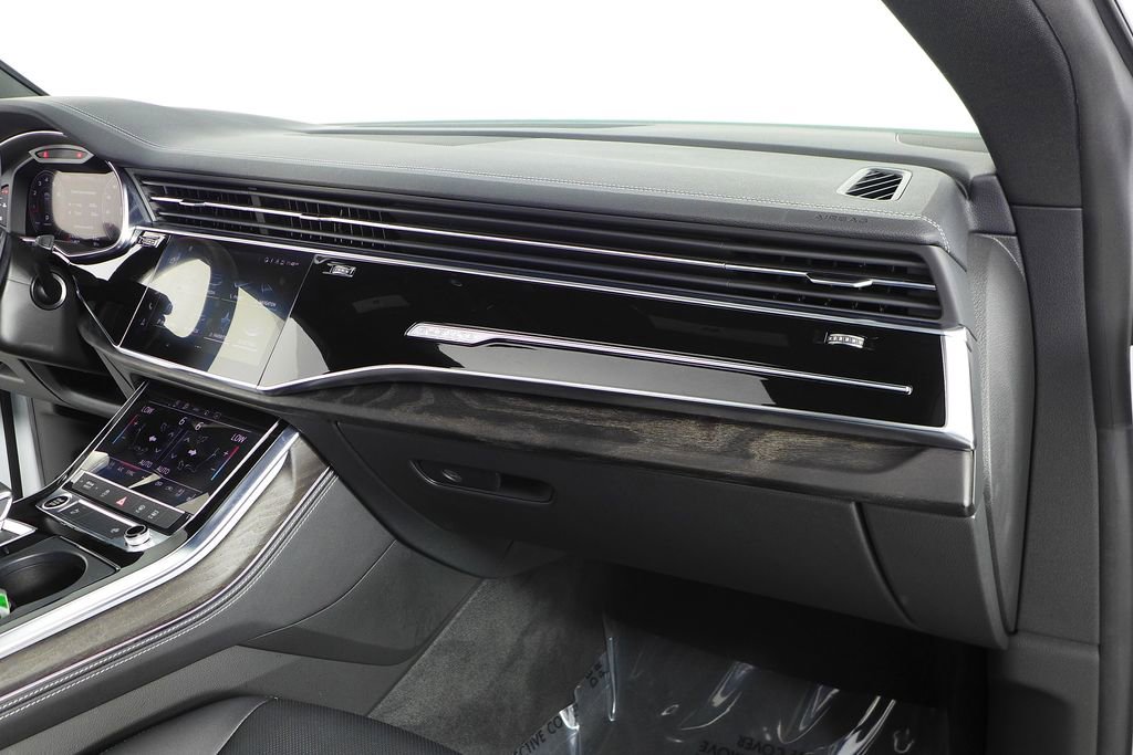 Used 2023 Audi Q8 Premium Plus w/ Premium Plus Package image 14