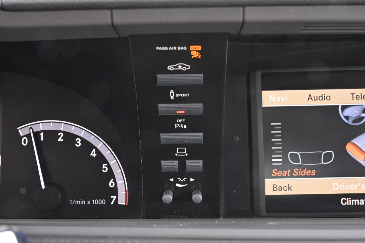 Used 2010 Mercedes-Benz CL 550 4MATIC image 48