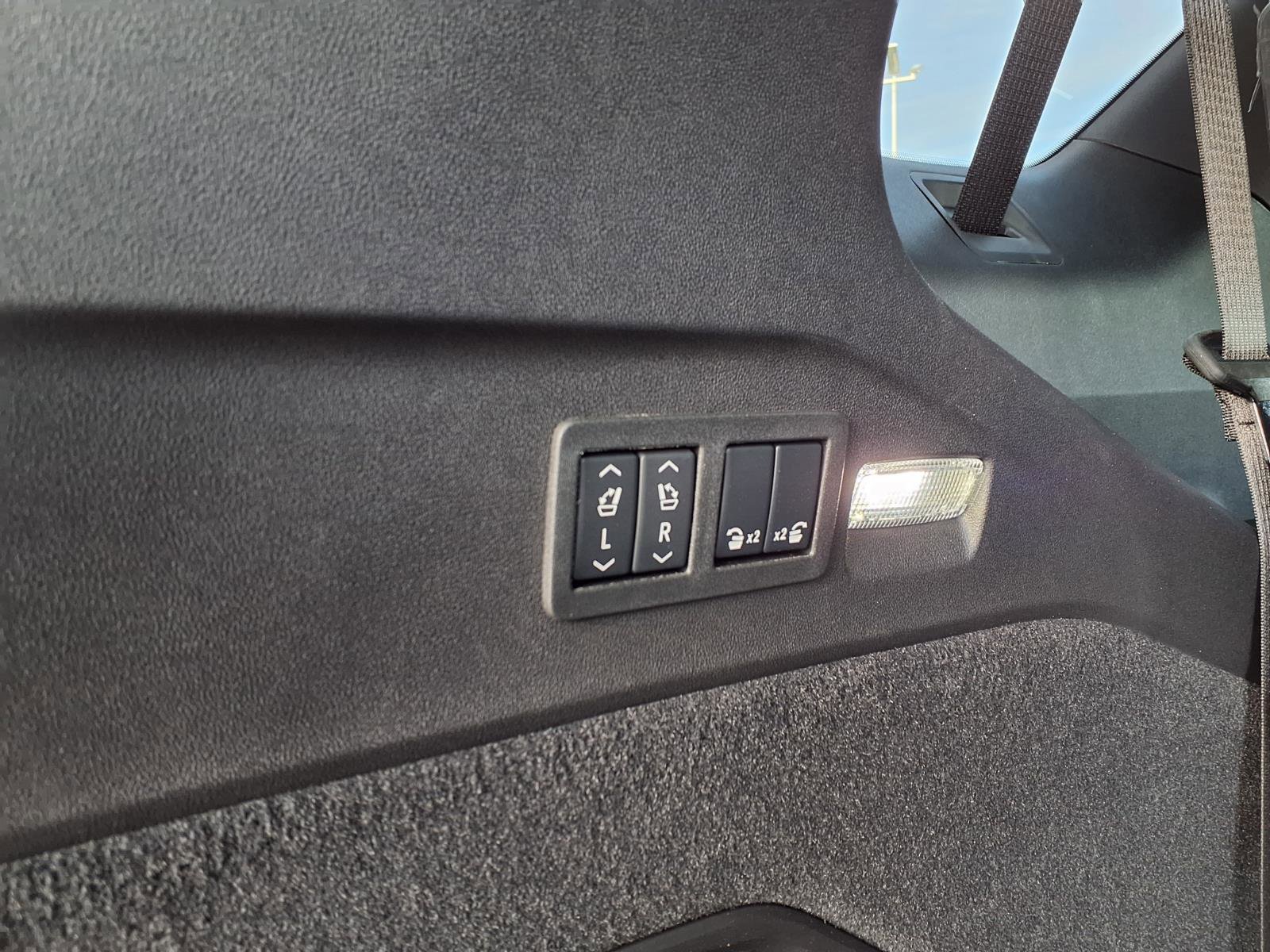 New 2026 Cadillac Escalade IQL Sport 1 w/ LPO, Floor Liner Package image 14