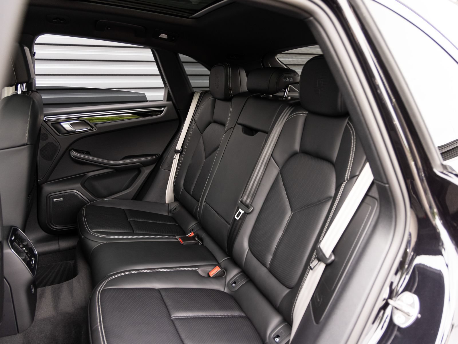 New 2026 Porsche Macan S AWD/4WD image 26