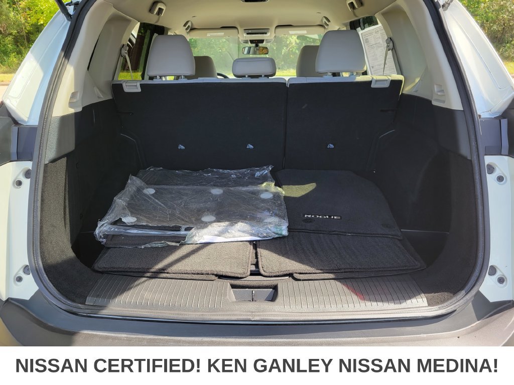 Certified 2023 Nissan Rogue SV AWD/4WD image 42