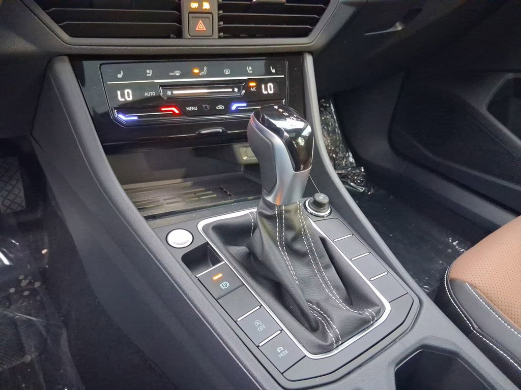 New 2026 Volkswagen Jetta SEL FWD image 10