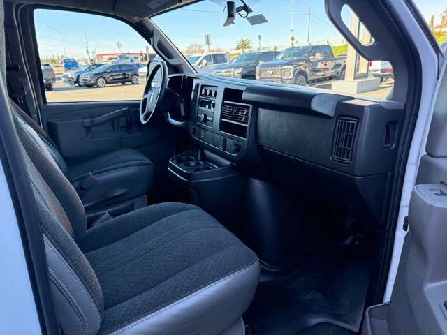 Used 2024 GMC Savana 2500 w/ Driver Convenience Package RWD image 10