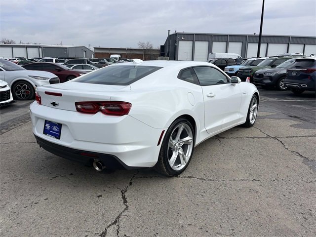 Used 2022 Chevrolet Camaro LT image 3