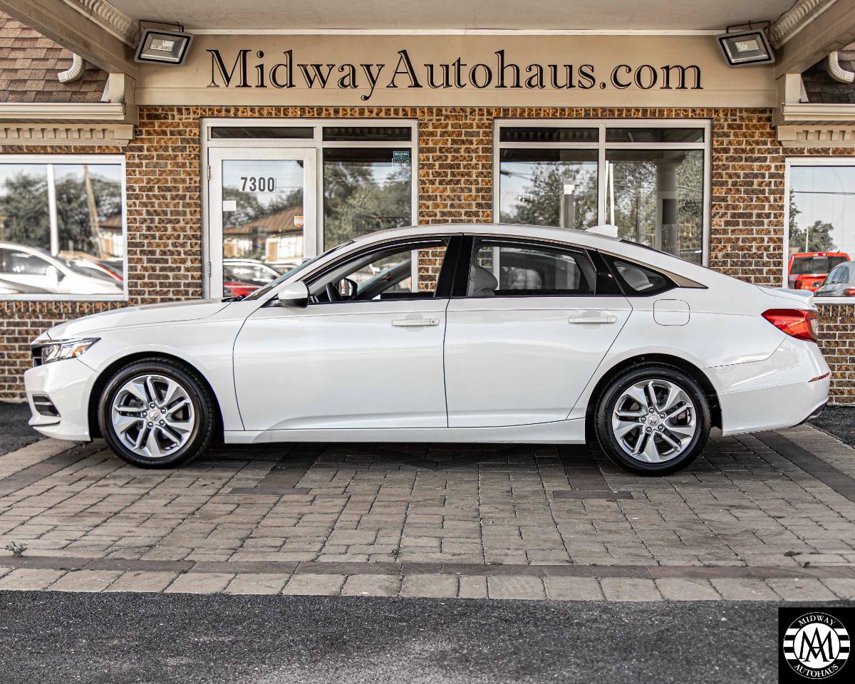 Used 2018 Honda Accord LX image 4
