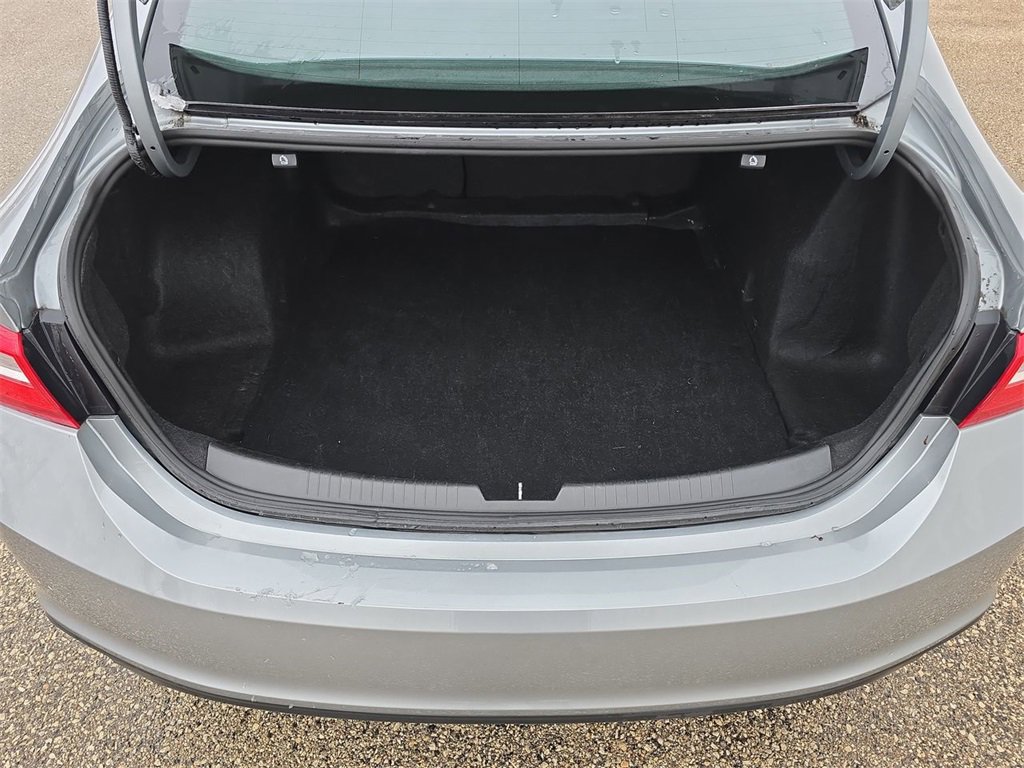 Used 2023 Chevrolet Malibu LT image 27