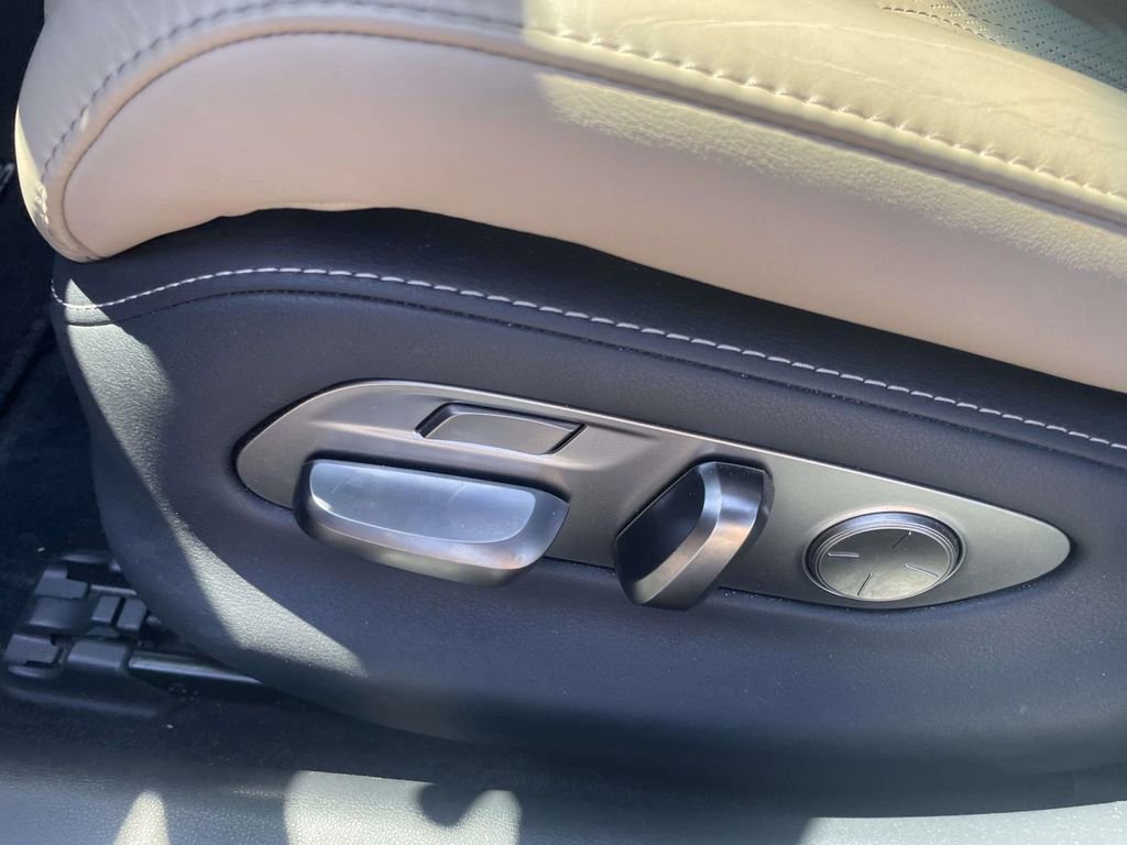 Used 2021 Lexus LS 500 w/ Interior Upgrade Package RWD image 11