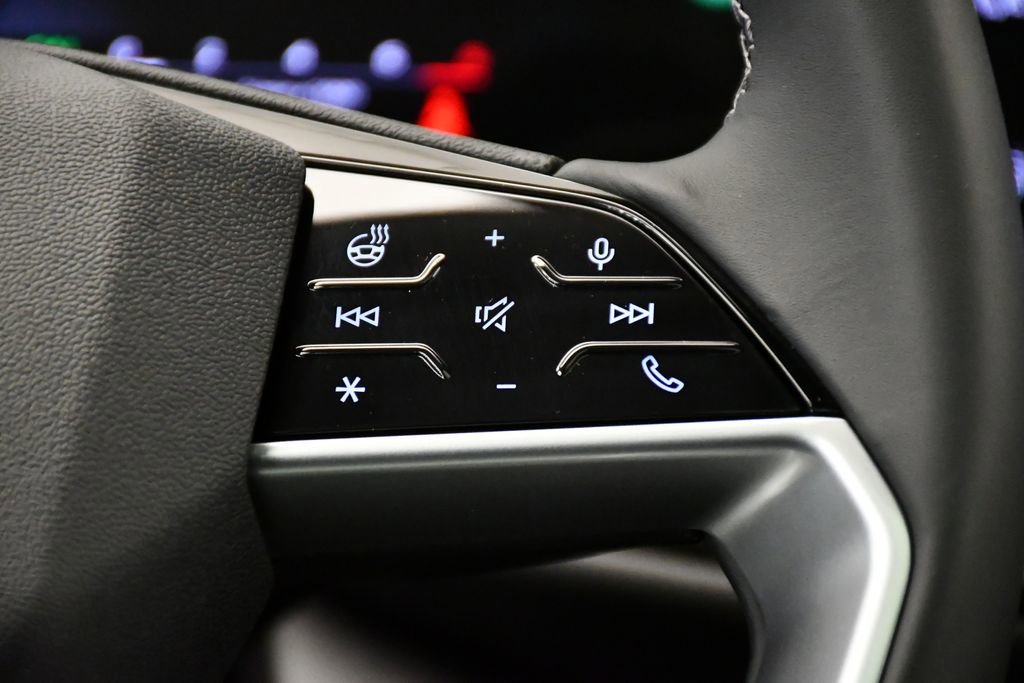 Used 2025 Audi Q5 Premium w/ Convenience Package image 25