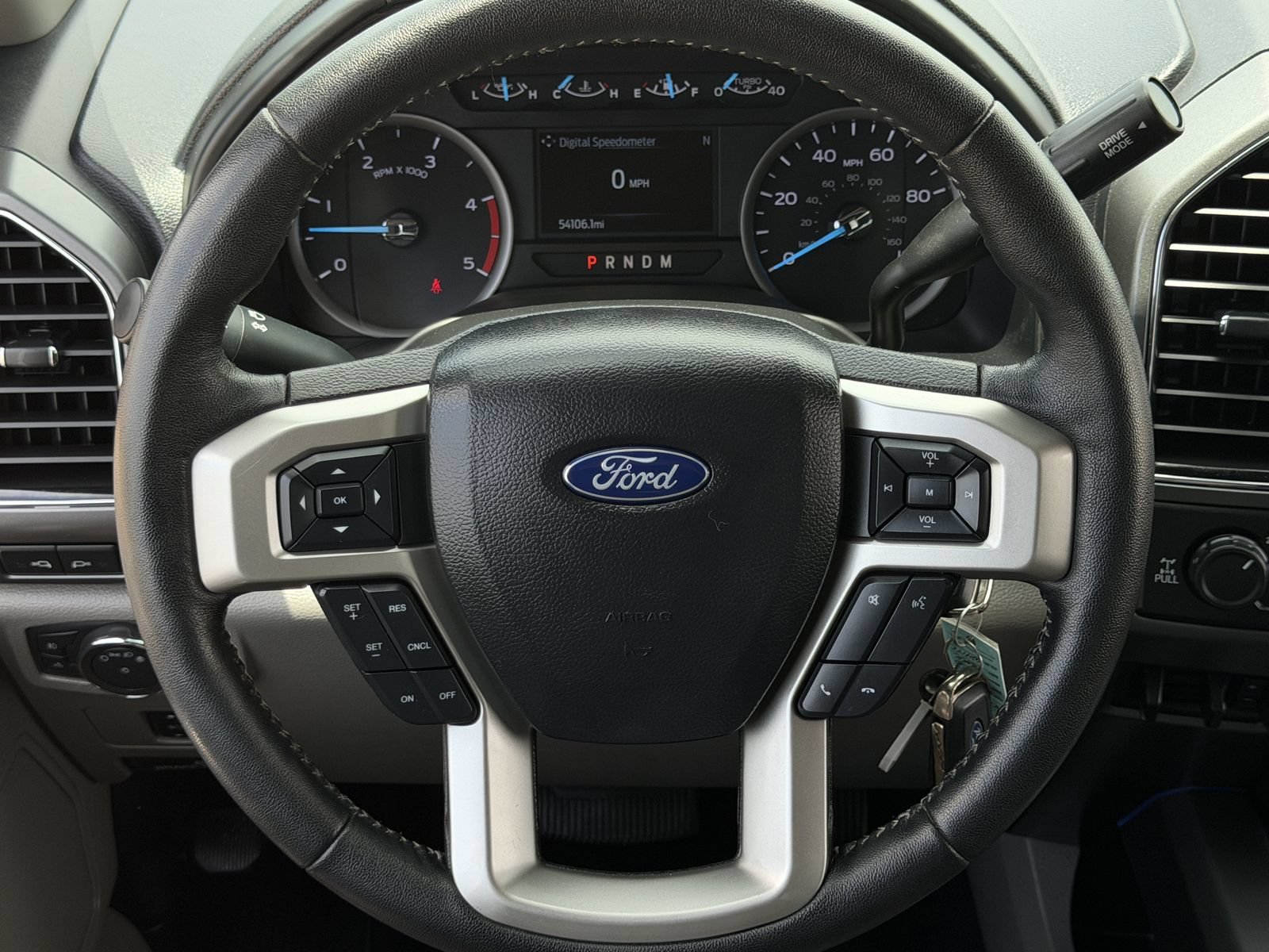 Used 2020 Ford F250 XLT w/ XLT Premium Package AWD/4WD image 14