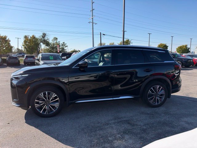 Certified 2026 INFINITI QX60 Luxe w/ Family Package AWD/4WD image 4