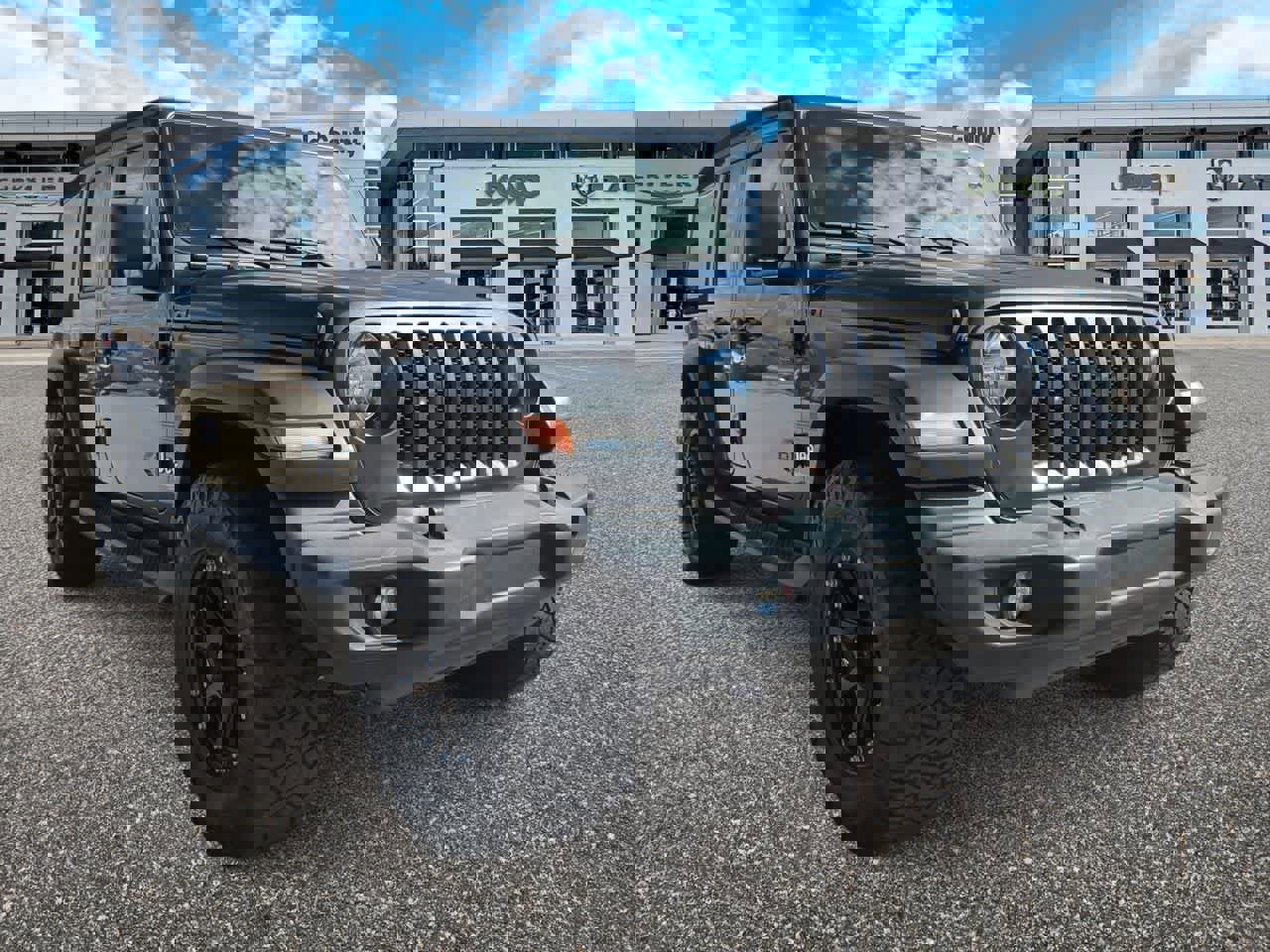 Used 2020 Jeep Wrangler Unlimited Sport image 2