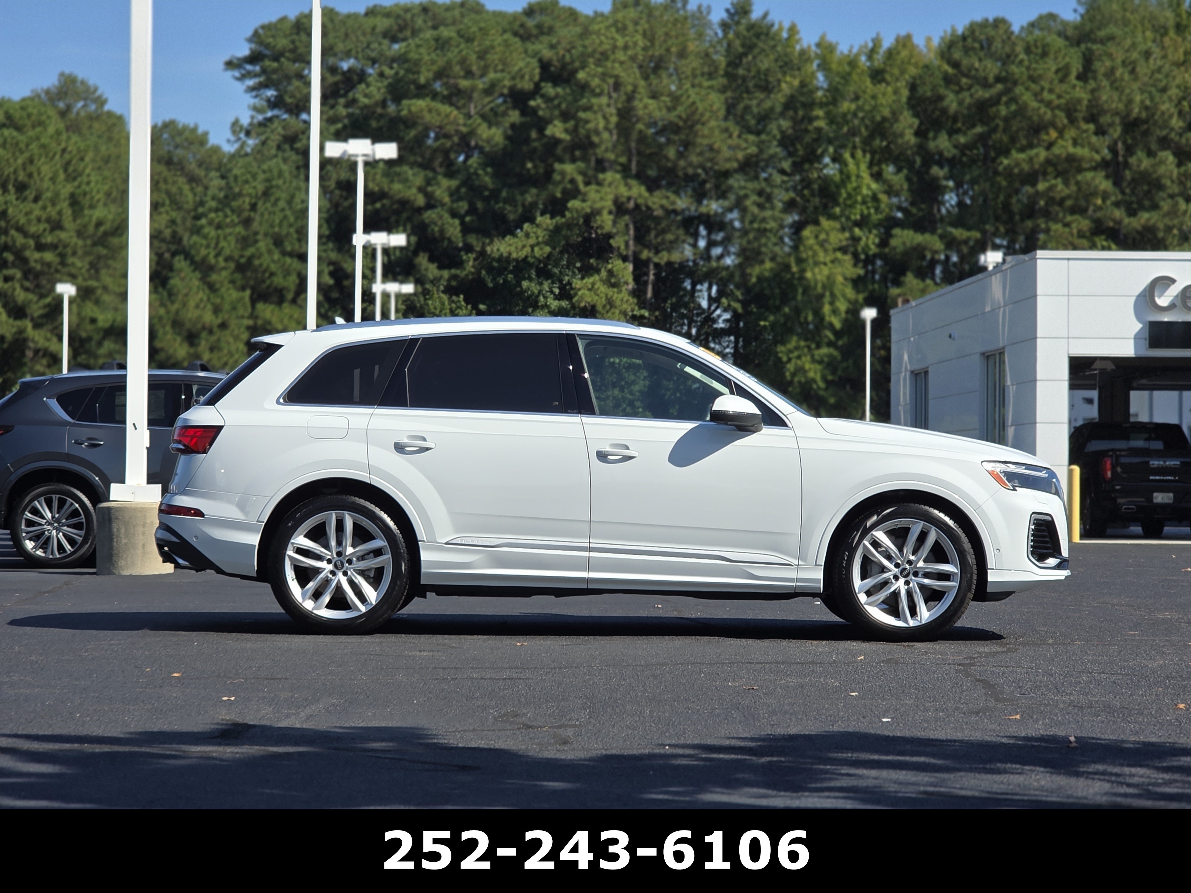 Used 2025 Audi Q7 3.0T Premium Plus w/ Premium Plus Package AWD/4WD image 8