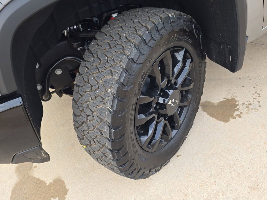 New 2026 Chevrolet Silverado 2500 LT image 32