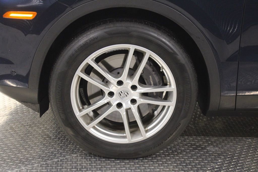 Certified 2024 Porsche Cayenne image 15