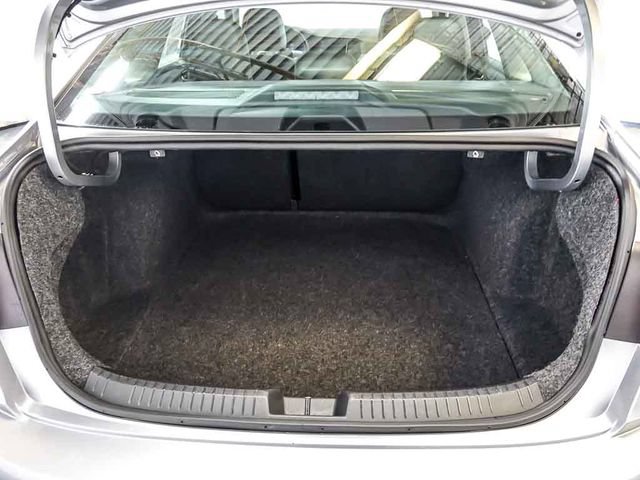 Used 2024 Volkswagen Jetta SE FWD image 27